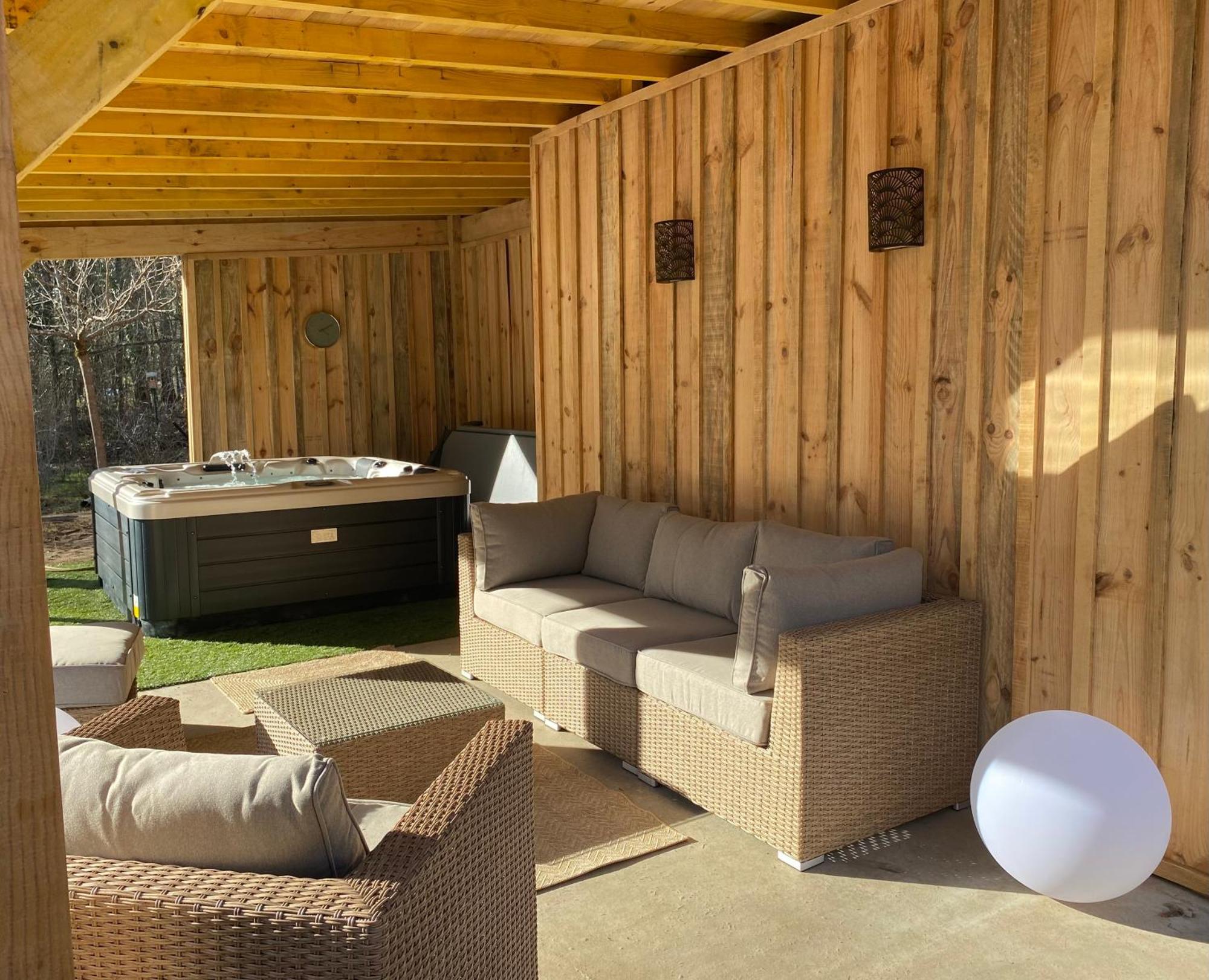 Gites & Spa De Charme " Ploum" Pouydesseaux Esterno foto
